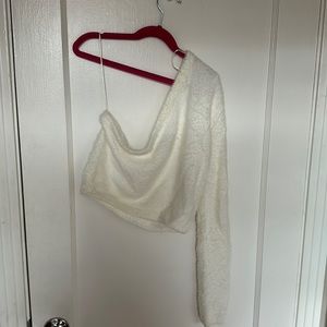 Cozy one sleeve crop. Kendall and Kylie. Size M. NWT.